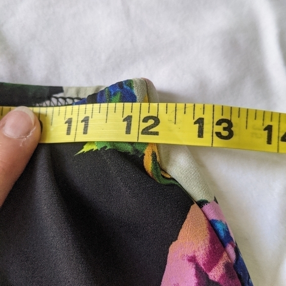 JOSEPH Ribkoff Fantastic Floral Legging Pants 2 - Picture 7 of 13